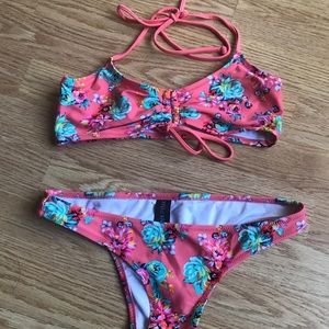 NWOT Mink Pink High Cut Floral Bikini XS